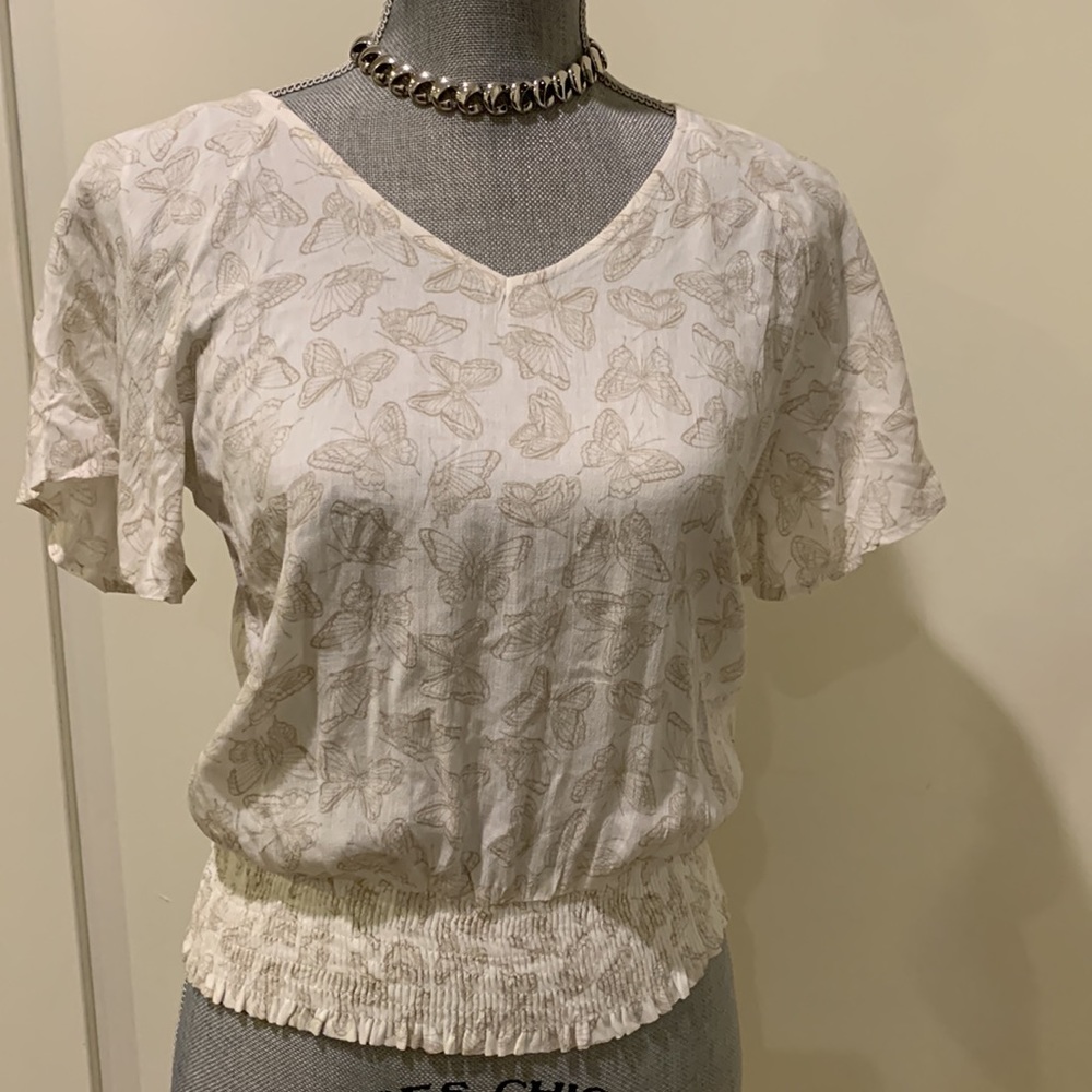 NWT. Paper crane blouse